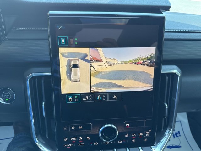 Used 2025 GMC Acadia Elevation w/ Elevation Premium Package image 39