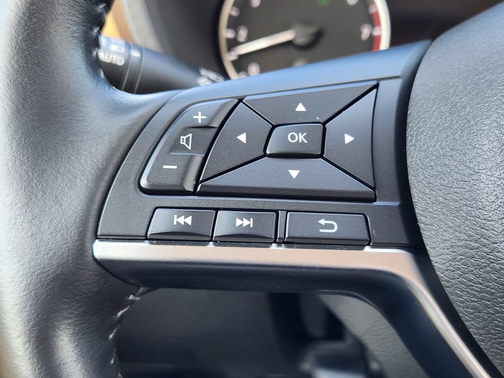 Certified 2025 Nissan Sentra SV w/ SV Premium Package FWD image 23