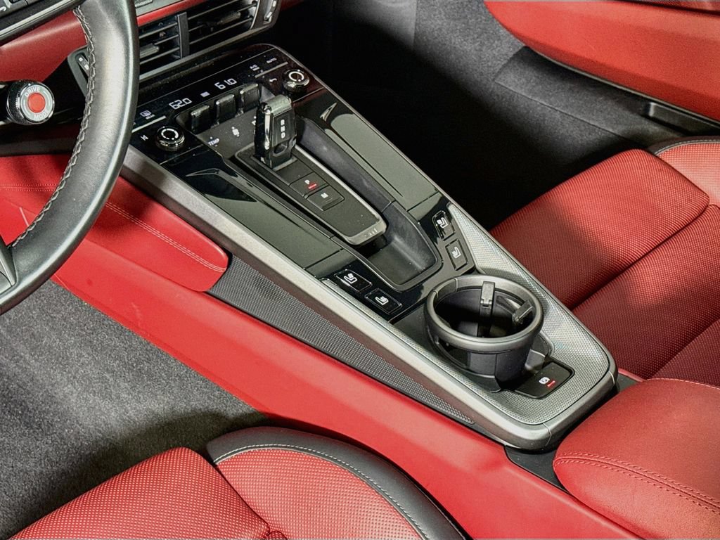 Certified 2025 Porsche 911 Carrera T RWD image 16