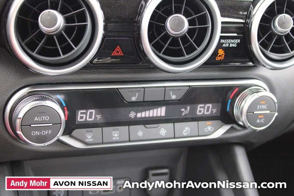 New 2025 Nissan Sentra SR w/ Midnight Edition image 24