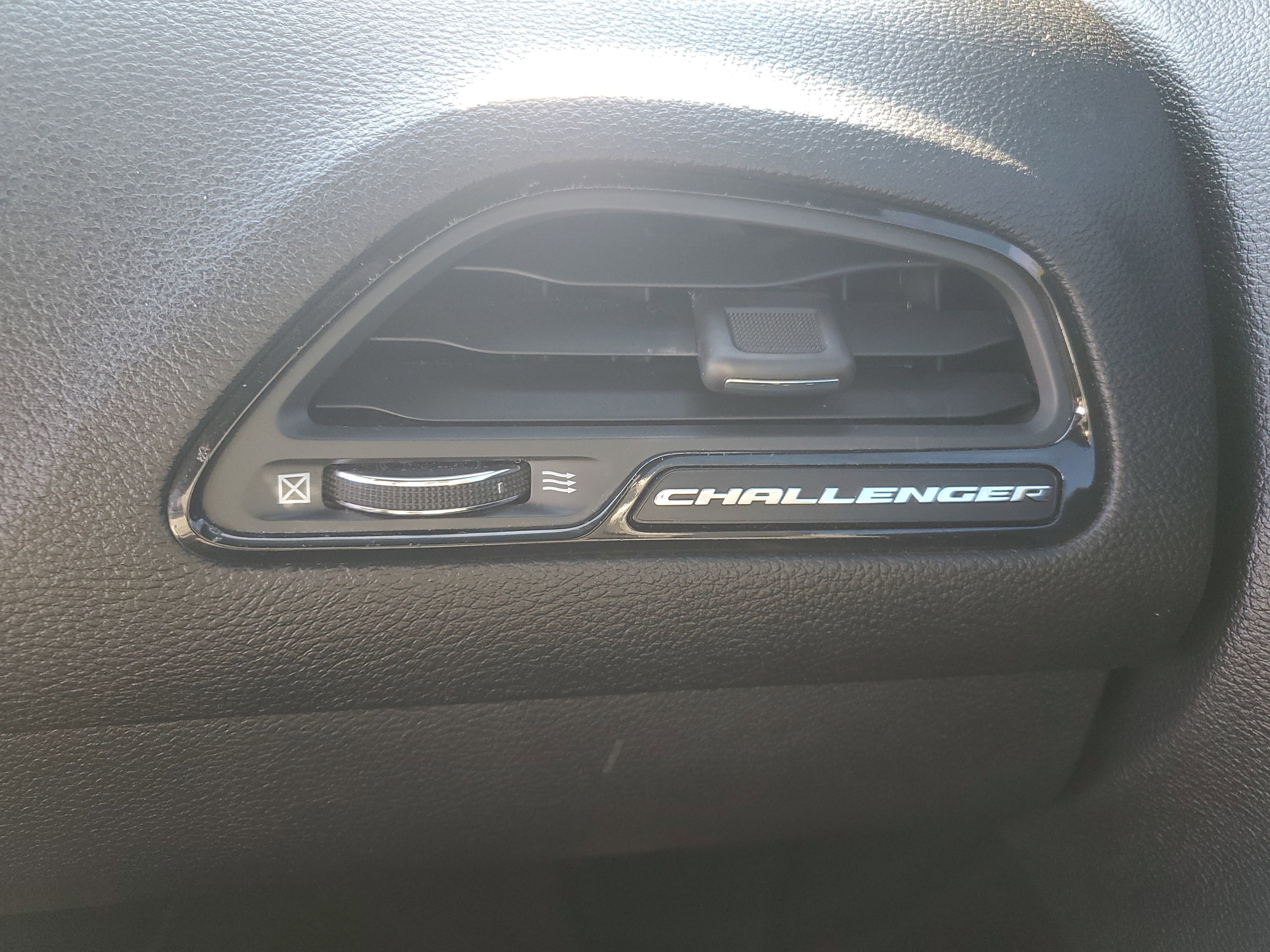 Used 2020 Dodge Challenger SXT image 30