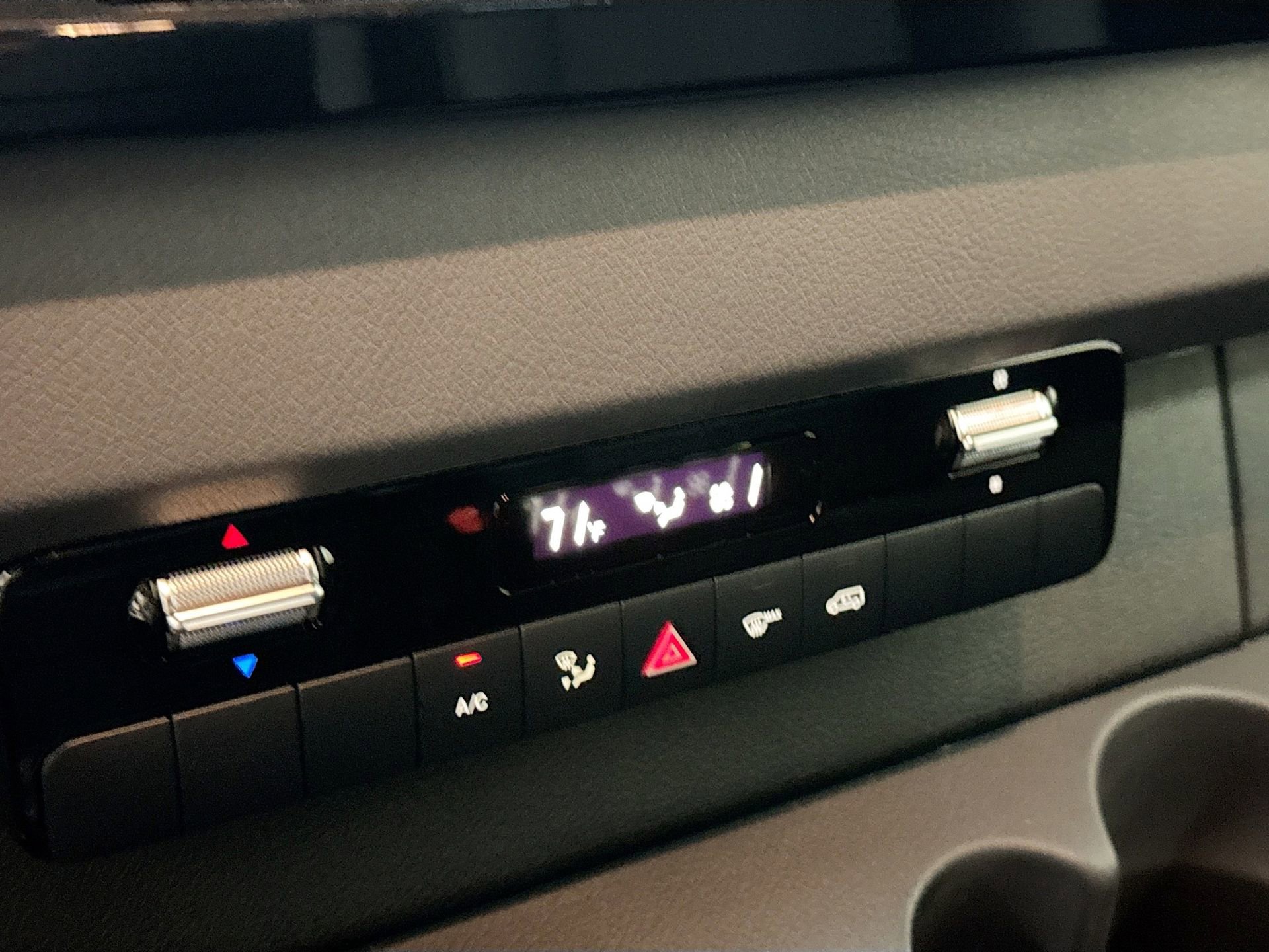 Used 2025 Mercedes-Benz Sprinter 2500 image 16