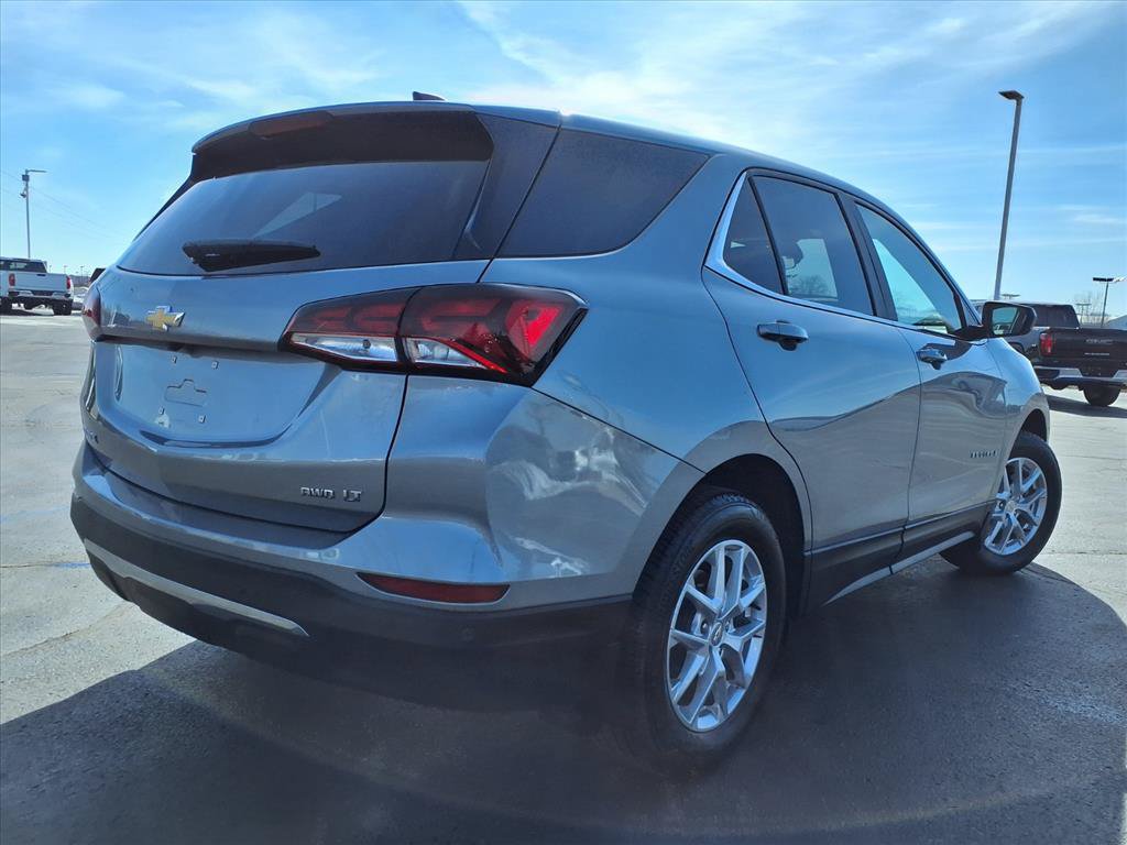 Used 2024 Chevrolet Equinox LT w/ LPO, Floor Liner Package AWD/4WD image 34