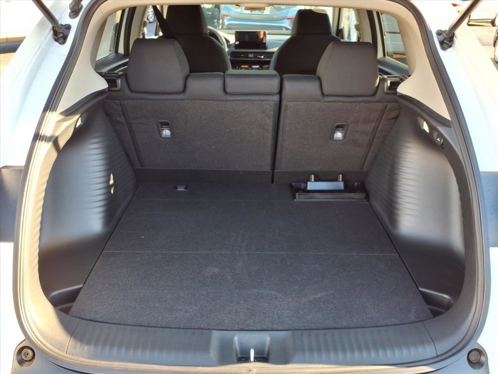 New 2026 Honda HR-V LX image 10