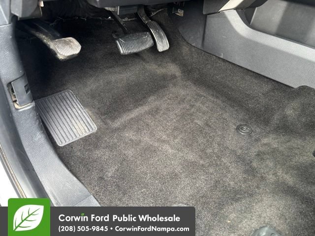 Used 2017 Ford F350 Lariat w/ Lariat Value Package AWD/4WD image 26