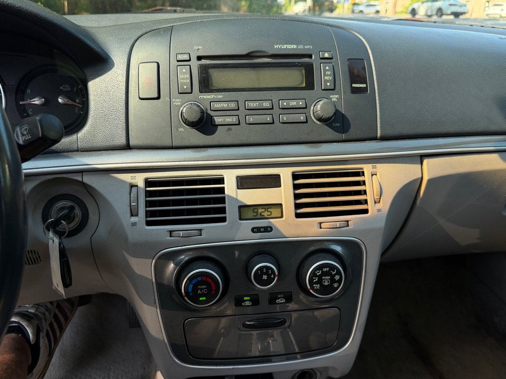 Used 2006 Hyundai Sonata V6 FWD image 18