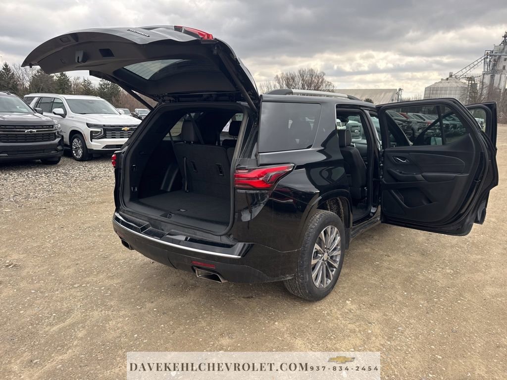 Used 2023 Chevrolet Traverse Premier image 76