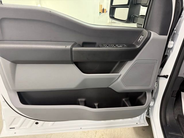 New 2026 Ford F350 XL w/ XL Chrome Package image 12
