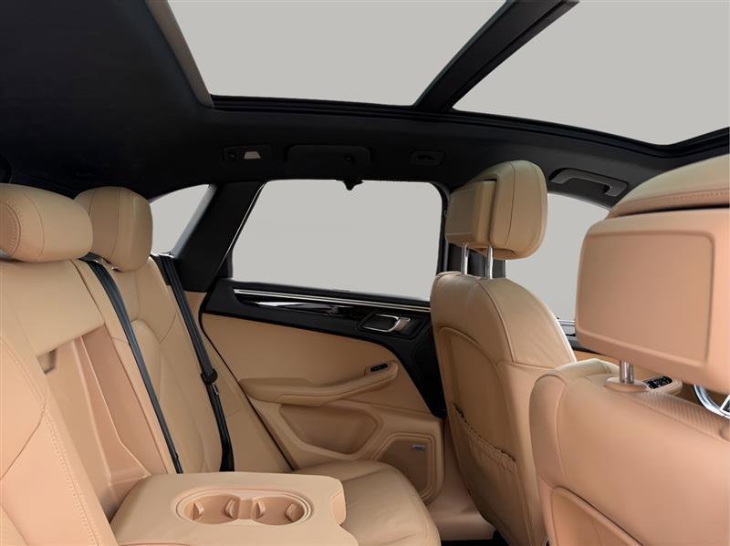 Used 2017 Porsche Macan S image 42