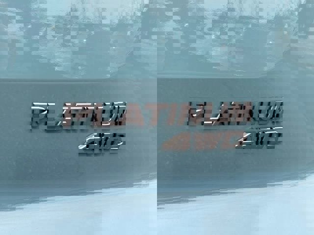 New 2026 Nissan Pathfinder Platinum image 17