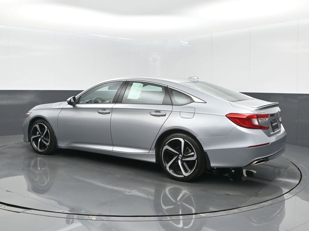 Used 2018 Honda Accord Sport image 16