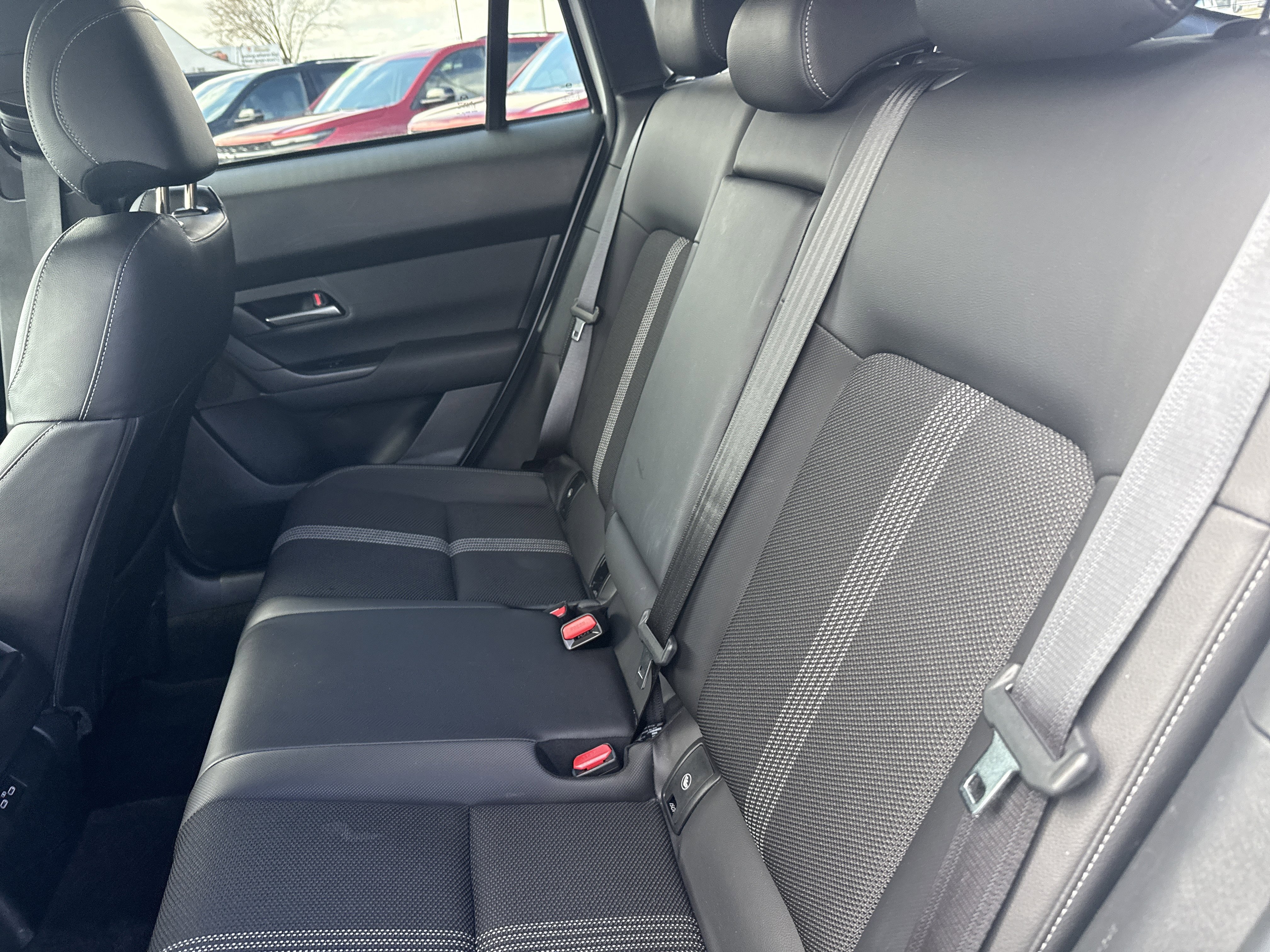 Used 2025 MAZDA CX-50 AWD 2.5 S w/ Preferred Package image 13