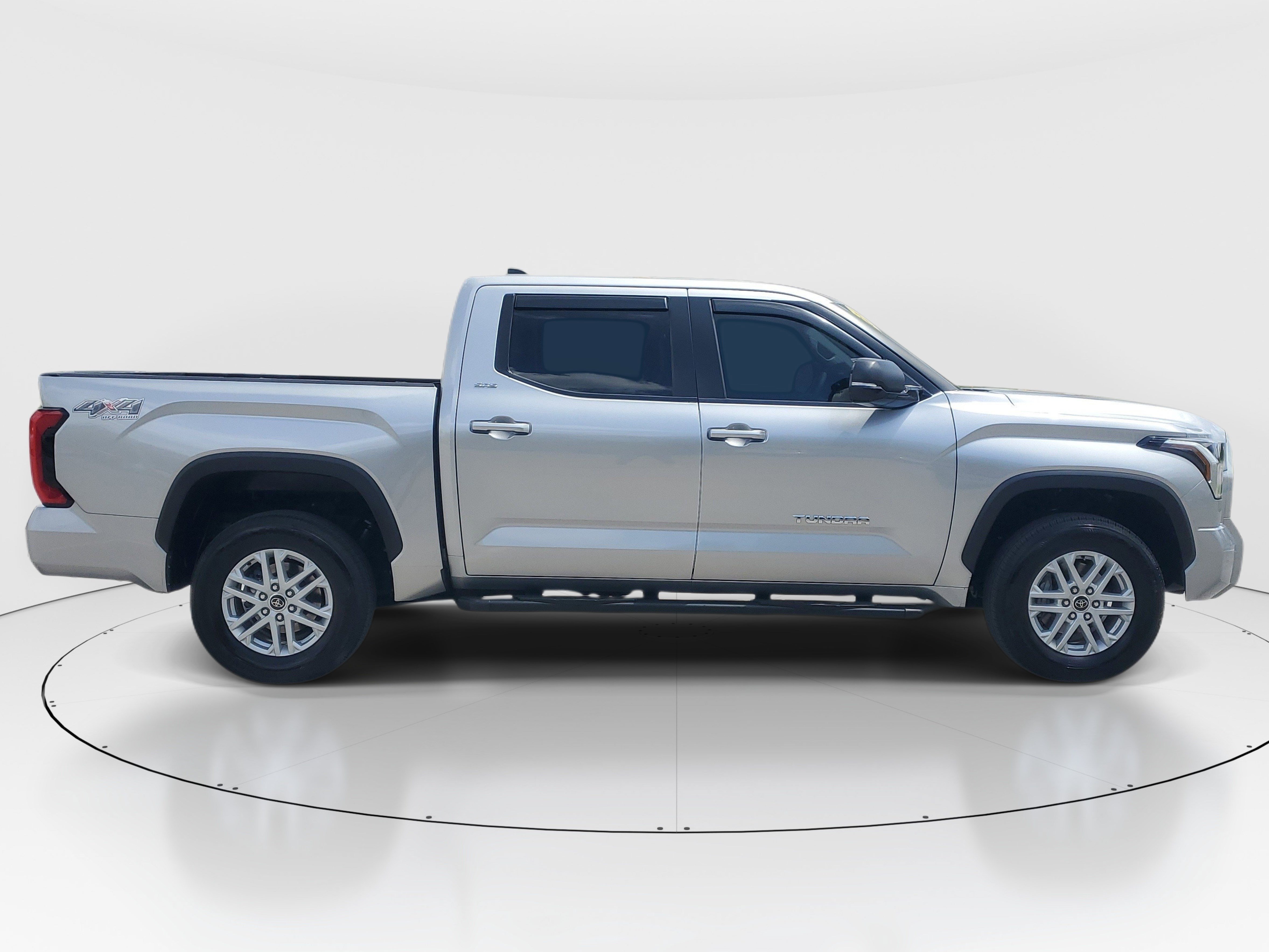 Used 2024 Toyota Tundra SR5 w/ SR5 Premium Package AWD/4WD image 2