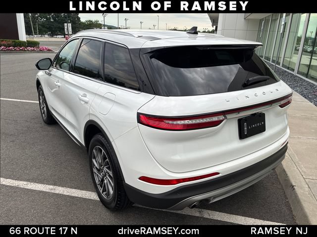Used 2022 Lincoln Corsair AWD w/ Equipment Group 101A image 3