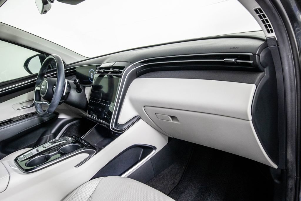 Used 2022 Hyundai Tucson Limited image 18