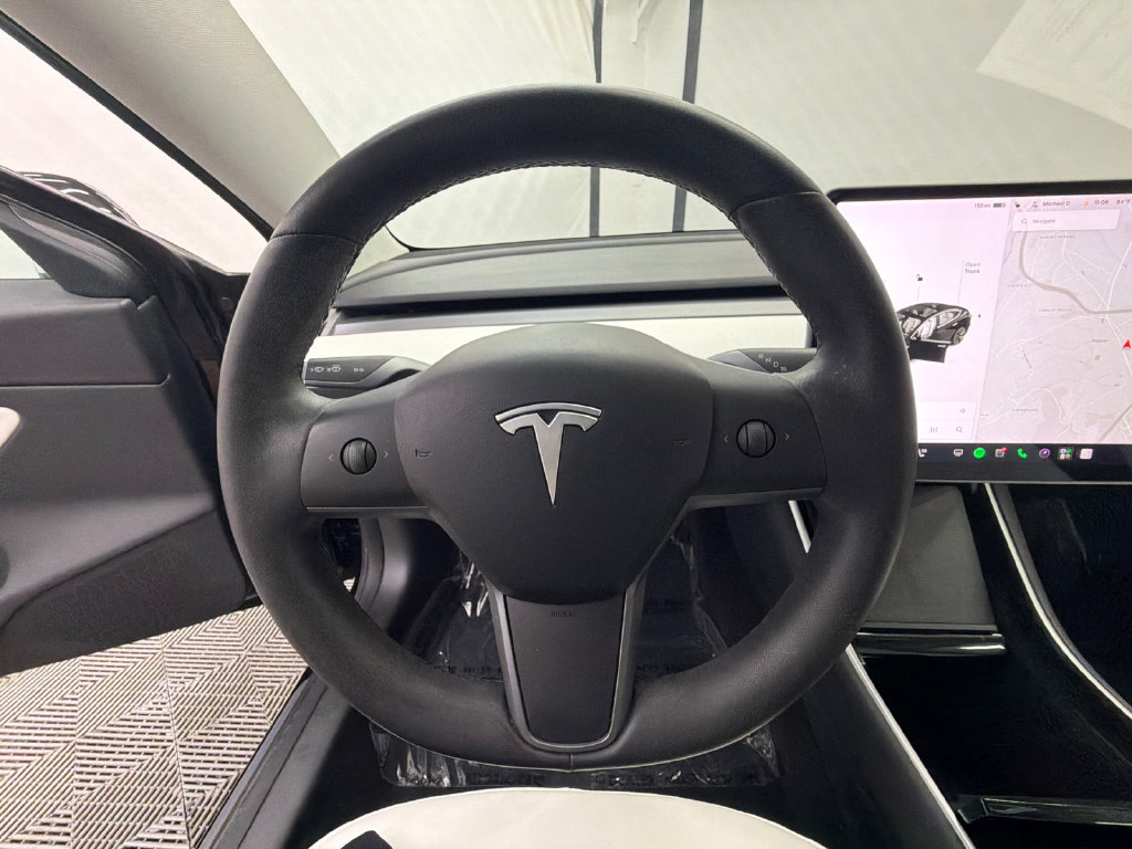 Used 2020 Tesla Model 3 Standard Range Plus RWD image 18