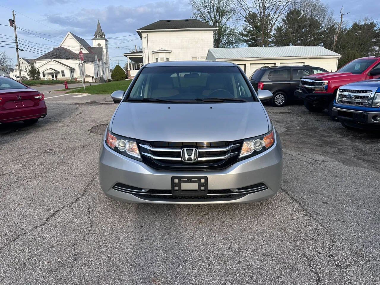 Used 2014 Honda Odyssey EX image 2