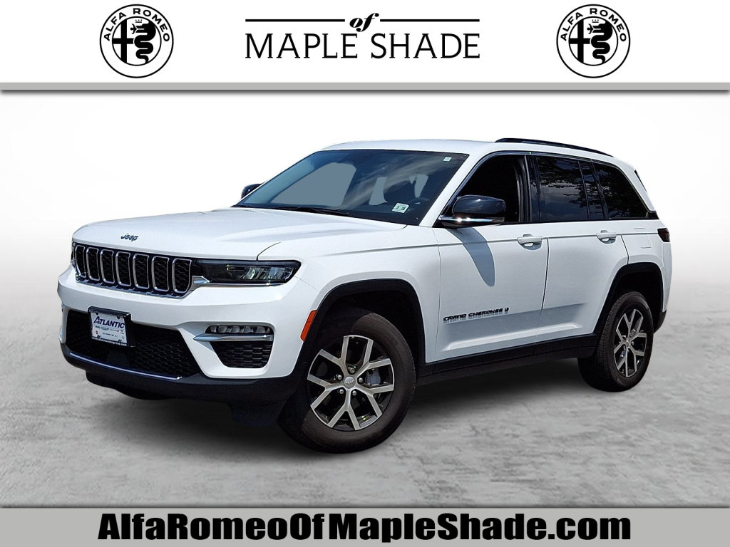 Used 2023 Jeep Grand Cherokee Limited AWD/4WD image 1