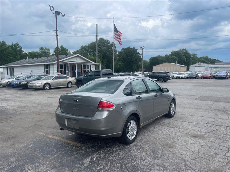 Used 2008 Ford Focus SE FWD image 5