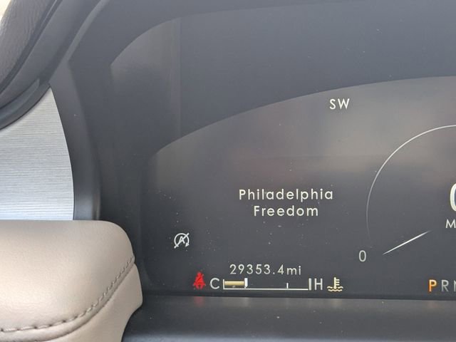 Used 2022 Lincoln Nautilus FWD w/ Premium Package image 29