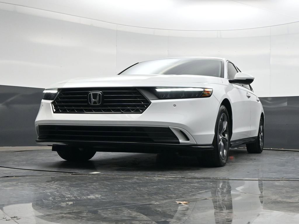 Used 2025 Honda Accord EX-L image 29