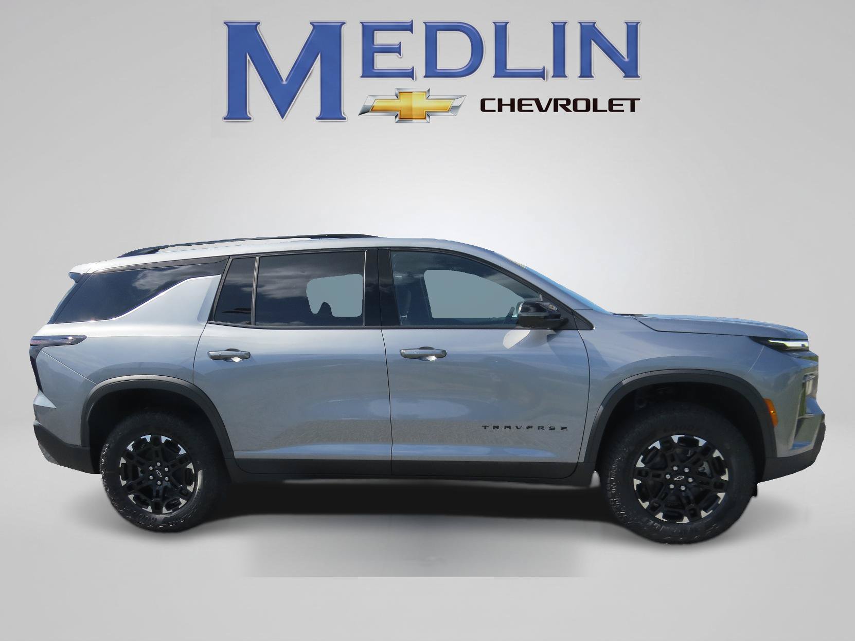 New 2027 Chevrolet Traverse Z71 w/ Driver Confidence Package AWD/4WD image 2