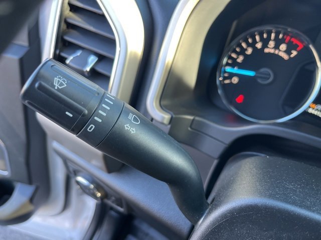 Used 2019 Ford F150 Lariat w/ Trailer Tow Package image 15