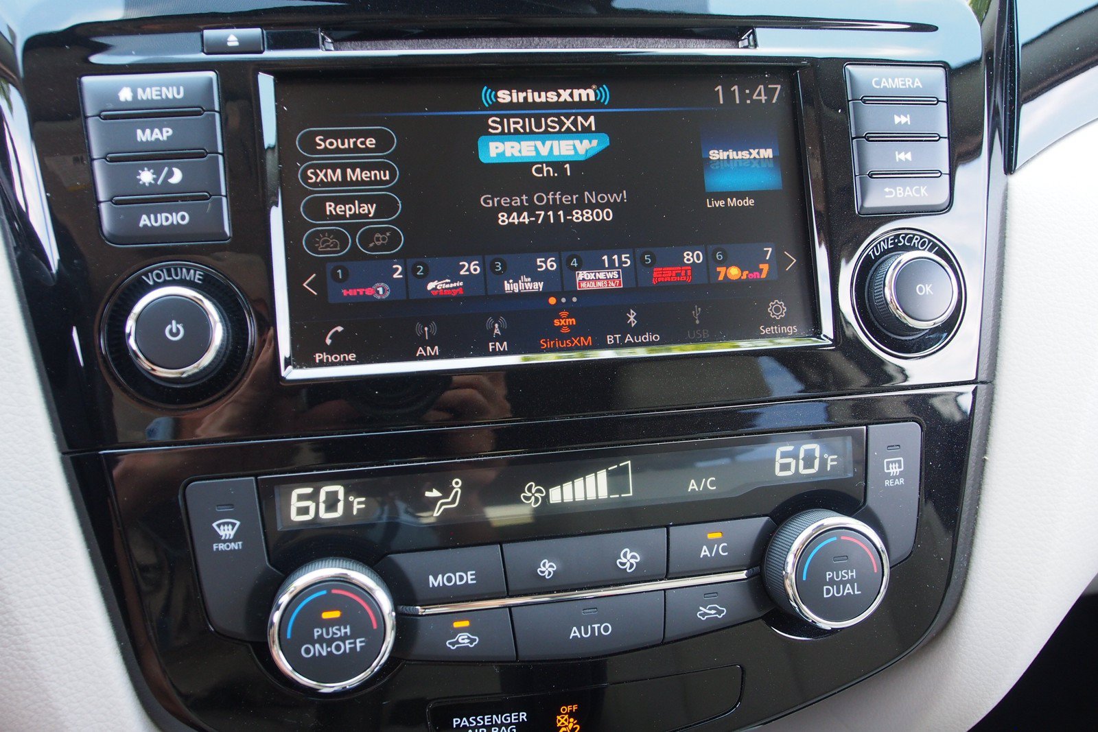 Used 2022 Nissan Rogue Sport SL w/ Premium Package FWD image 19