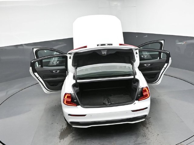 Used 2025 Volvo S60 B5 Plus FWD image 49