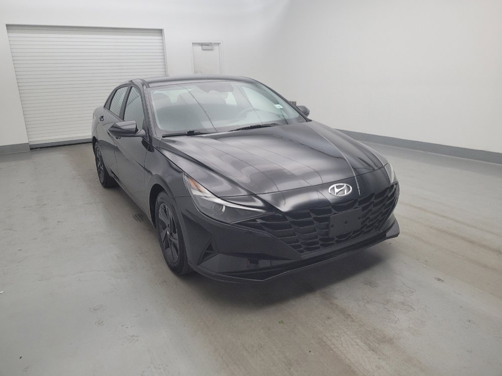 Used 2023 Hyundai Elantra SEL w/ Cargo Package FWD image 13