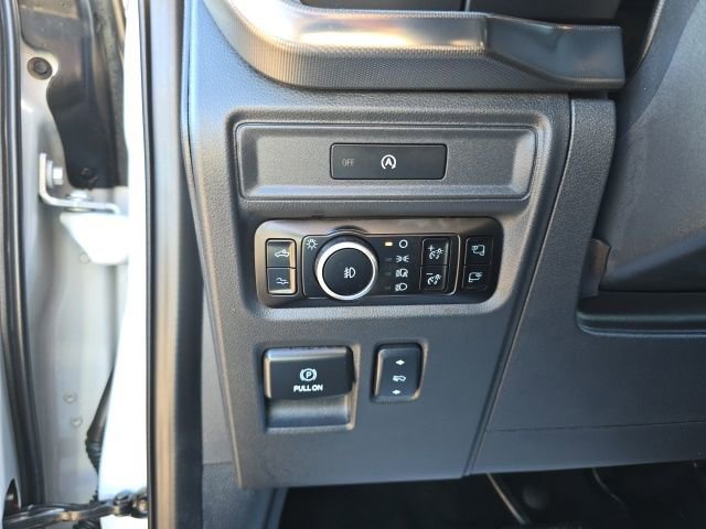 Used 2025 Ford F150 Raptor image 25