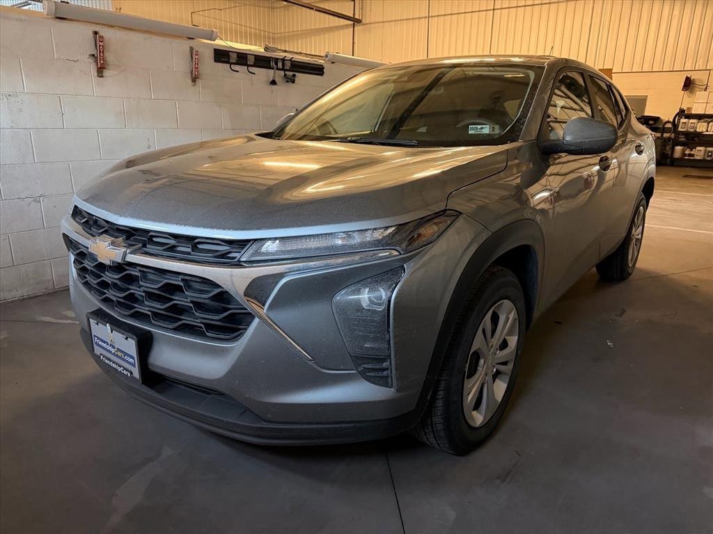 Used 2024 Chevrolet Trax LS