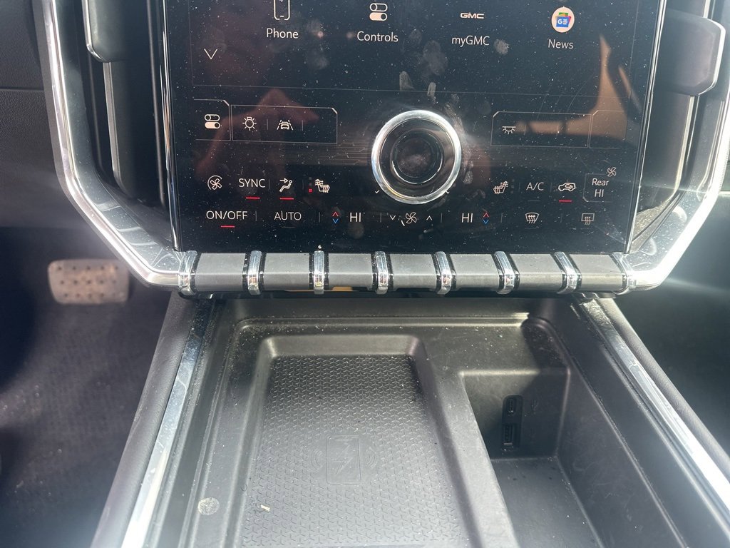 Used 2025 GMC Acadia Elevation image 18