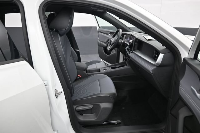 New 2026 Volkswagen Tiguan SE R-Line AWD/4WD image 14