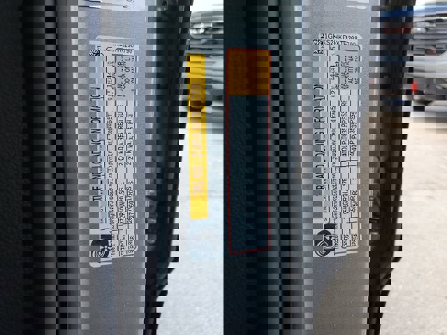 New 2026 GMC Yukon XL AT4 image 31