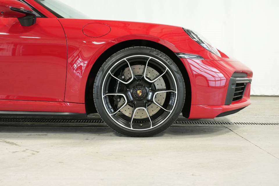 Used 2023 Porsche 911 Turbo image 46