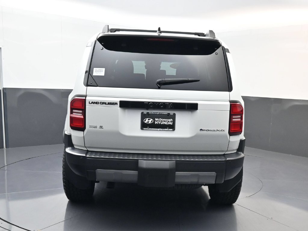 Used 2025 Toyota Land Cruiser AWD/4WD image 4