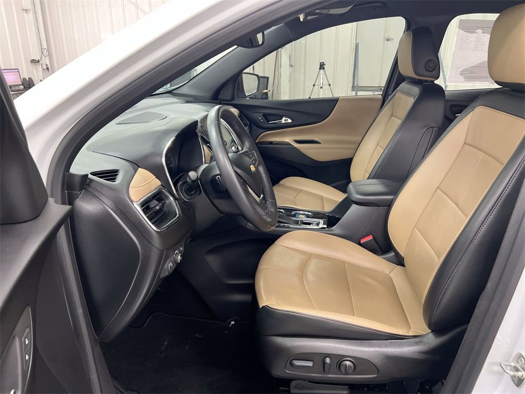 Used 2022 Chevrolet Equinox Premier image 19