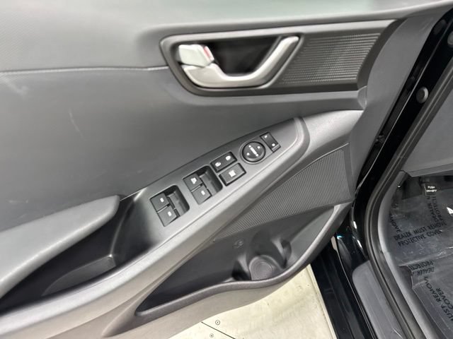 Used 2018 Hyundai Ioniq Blue FWD image 9