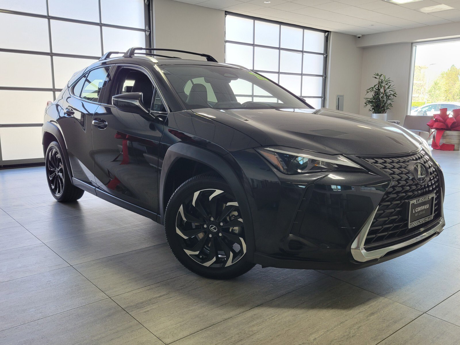 Certified 2025 Lexus UX 300h FWD image 8