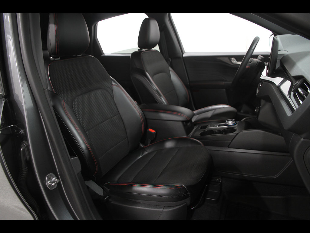 Used 2023 Ford Escape ST-Line w/ Tech Pack #1 FWD image 16