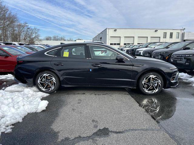 New 2026 Hyundai Sonata SEL image 2