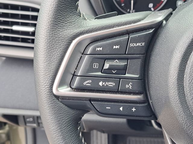 Used 2025 Subaru Outback Premium w/ Popular Package #1A image 9