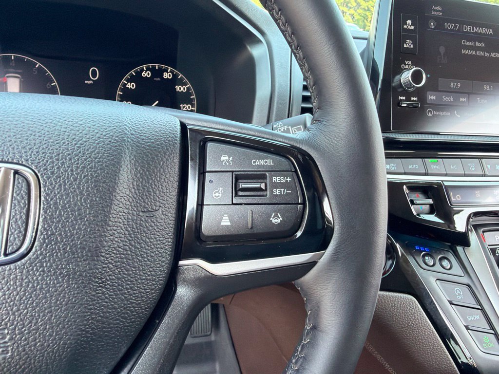 Used 2025 Honda Odyssey Elite image 22
