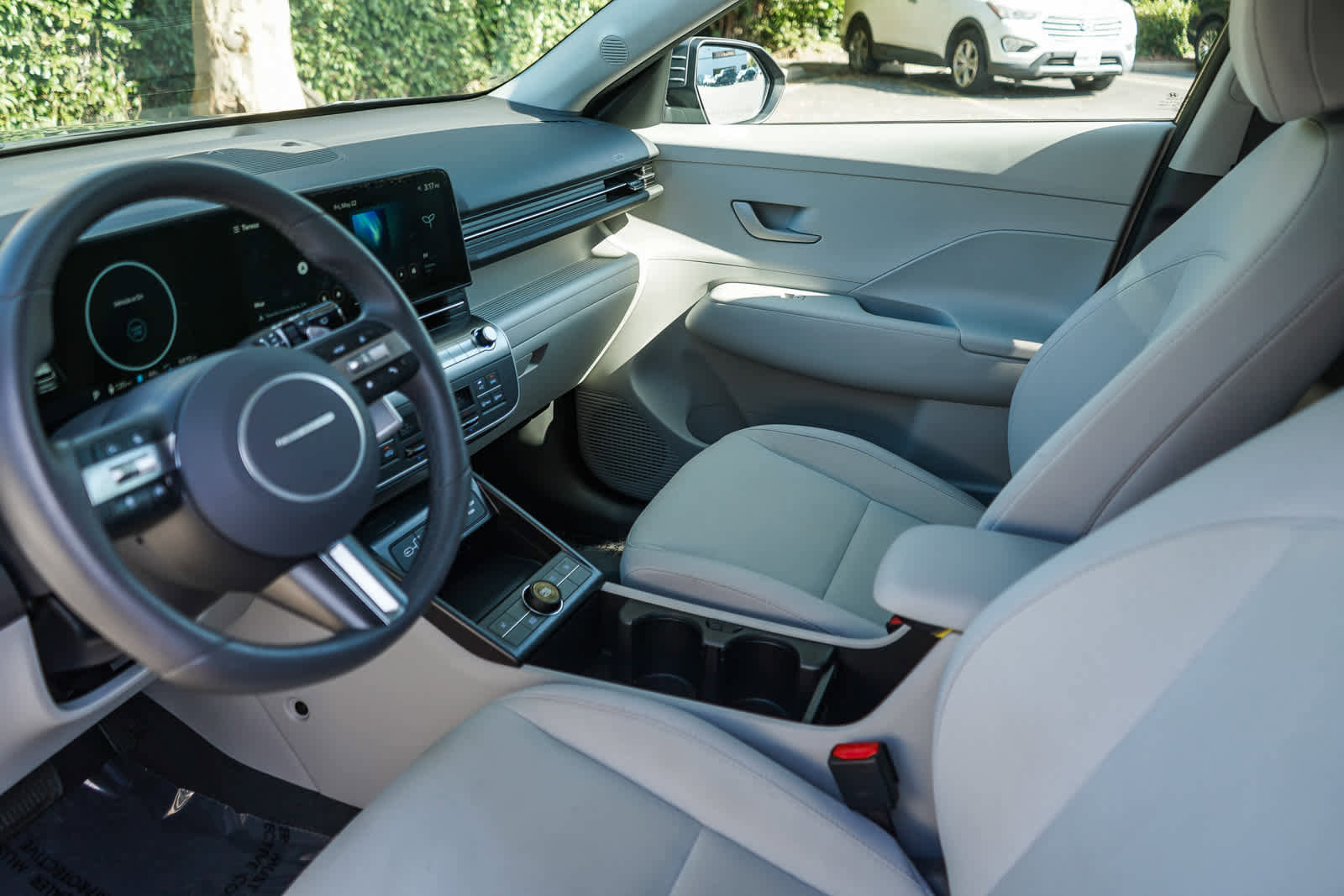 Used 2024 Hyundai Kona SEL FWD image 10