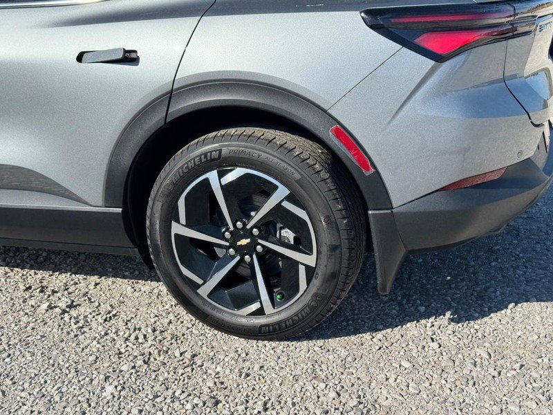 New 2026 Chevrolet Equinox EV LT FWD image 4