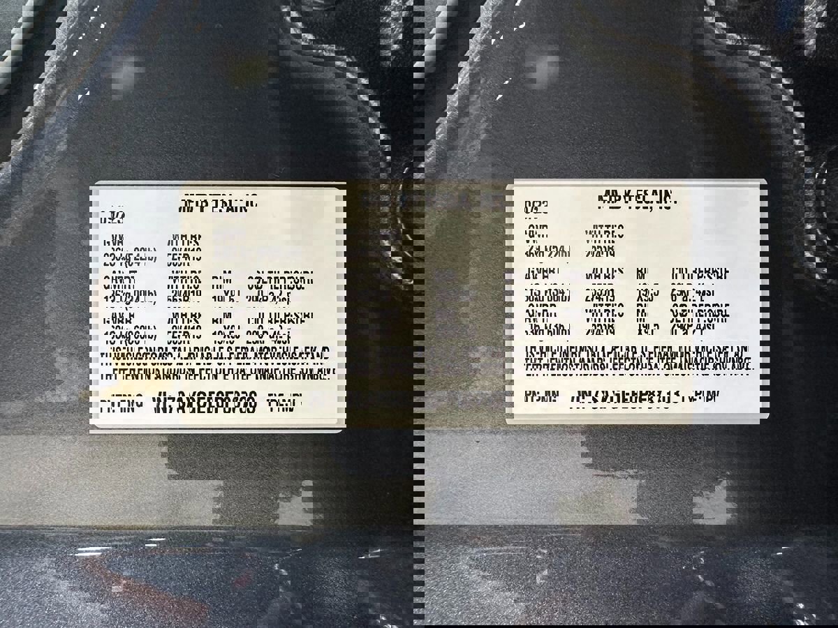 Used 2023 Tesla Model Y Long Range image 24