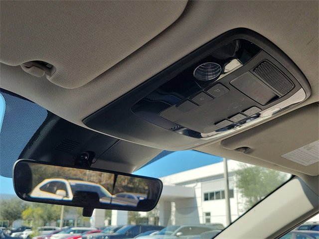 Certified 2024 Kia Carnival LX image 29