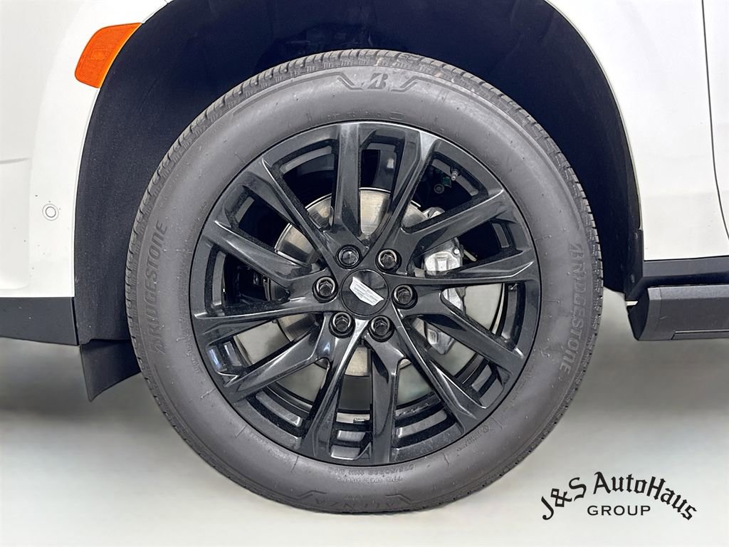 Used 2024 Cadillac Escalade Sport Platinum w/ LPO, ONYX Package AWD/4WD image 40