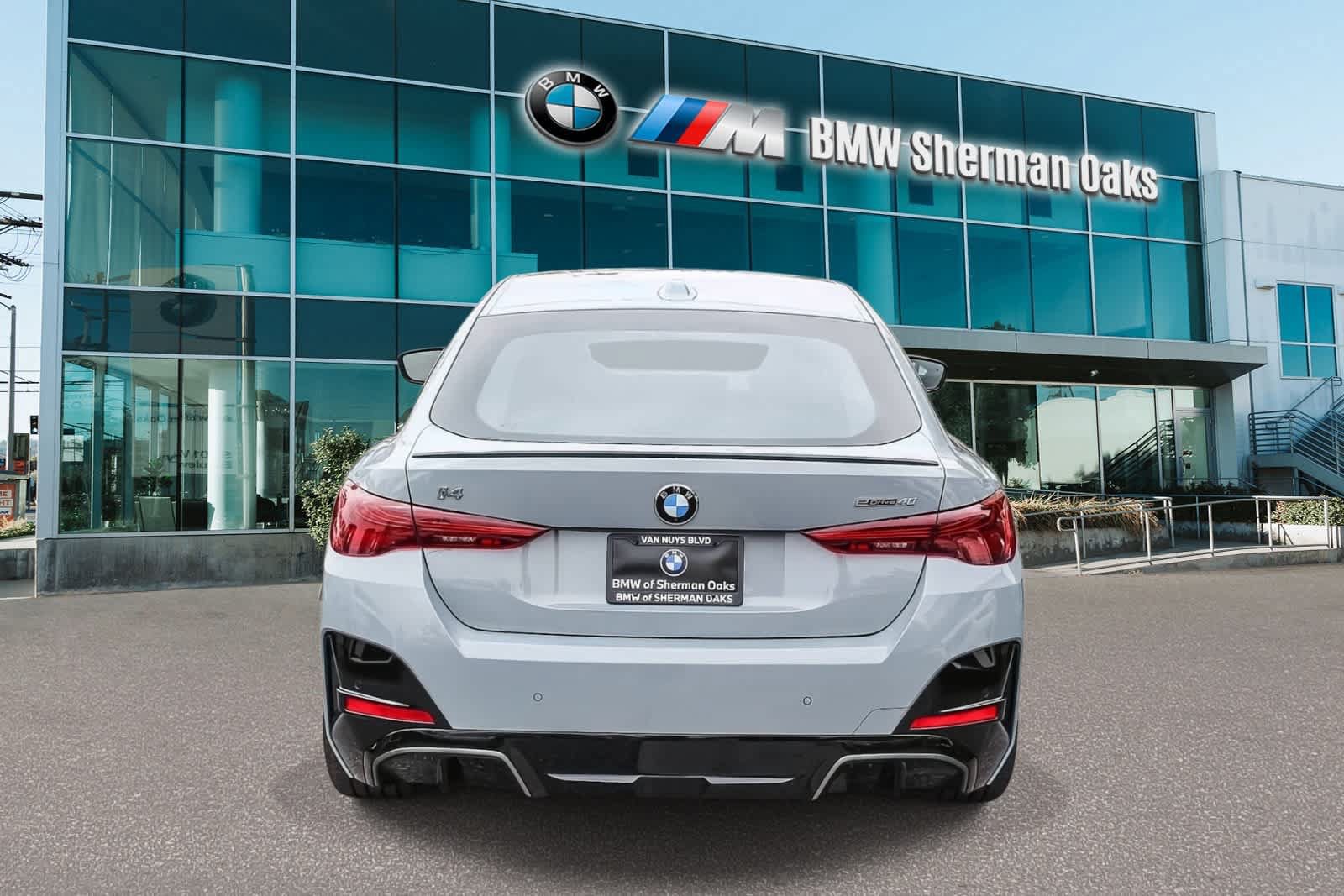 New 2026 BMW i4 eDrive40 w/ M Sport Package RWD image 5